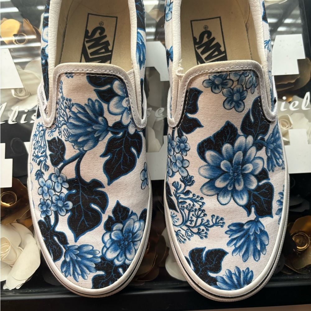 Vans shoe